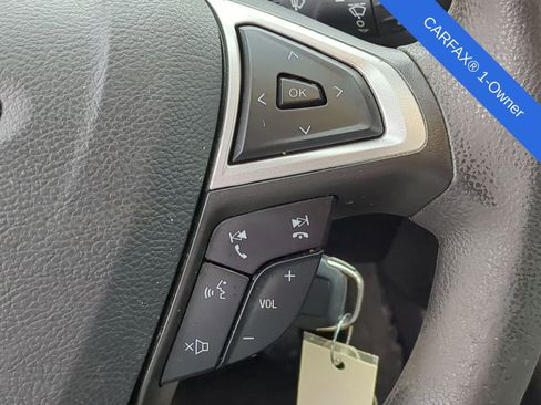 Used 2015 Ford Fusion SE image 25