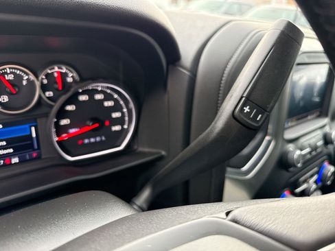 Used 2022 Chevrolet Silverado 3500 LT w/ Convenience Package image 21