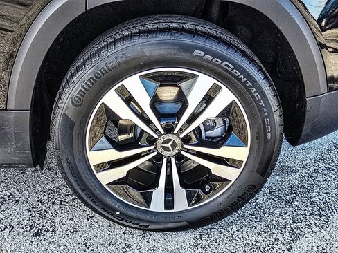 New 2026 Mercedes-Benz GLB 250 4MATIC image 10