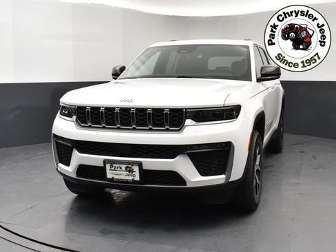 New 2026 Jeep Grand Cherokee Limited image 2