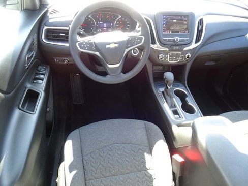 Used 2023 Chevrolet Equinox LT image 14