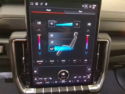 Certified 2025 GMC Yukon Denali image 21