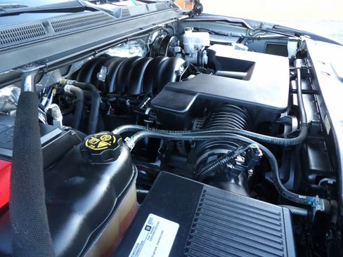 Used 2018 GMC Yukon SLT w/ HD Trailering Package image 22