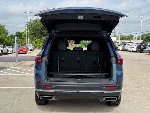 Used 2025 Buick Enclave Preferred FWD image 6