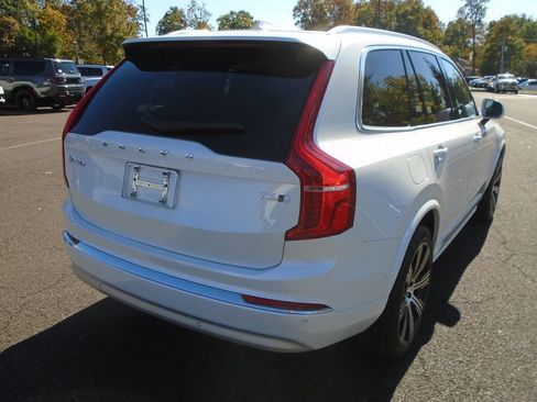 Used 2022 Volvo XC90 T6 Inscription w/ Advanced Package image 2