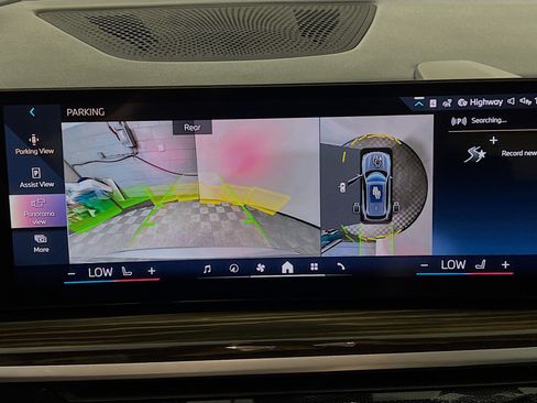 Used 2024 BMW X5 sDrive40i w/ M Sport Package image 28