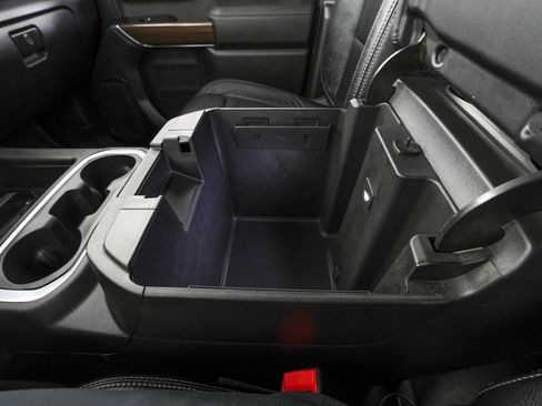 Used 2021 Chevrolet Silverado 1500 LT Trail Boss w/ Bed Protection Package image 27