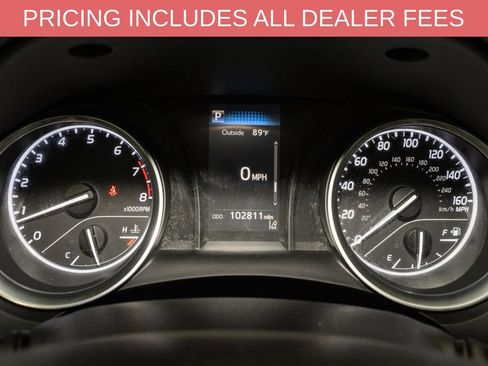 Used 2018 Toyota Camry FWD image 15