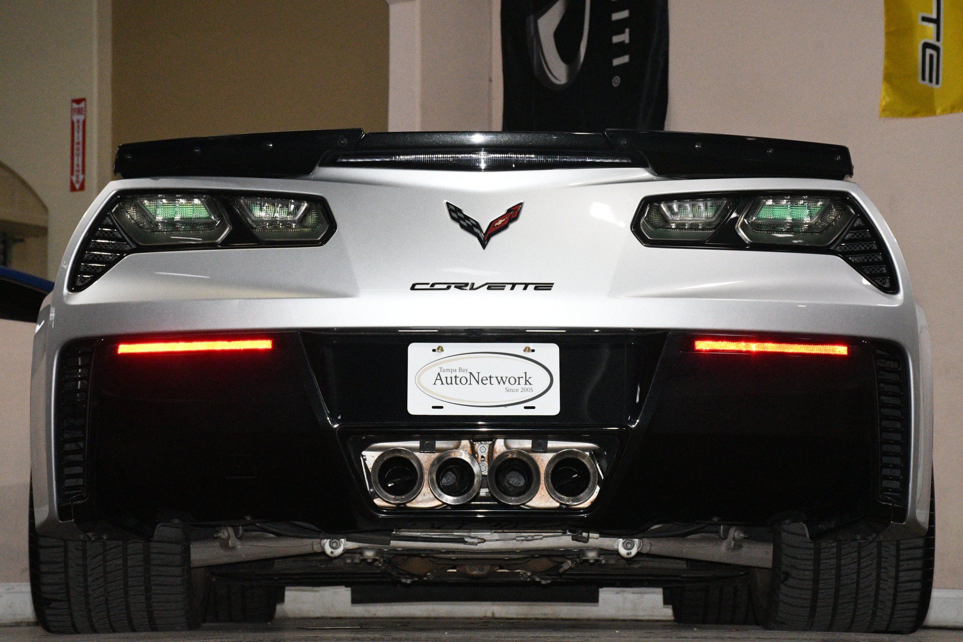 Used 2015 Chevrolet Corvette Z06 w/ 3LZ Preferred Equipment Group RWD image 82