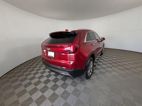 Used 2019 Cadillac XT4 Premium Luxury FWD image 4