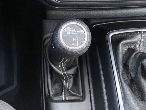 Used 2020 Jeep Wrangler Unlimited Sahara w/ Cold Weather Group AWD/4WD image 21