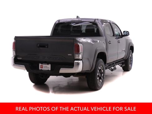 Certified 2023 Toyota Tacoma TRD Off-Road image 2