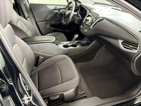 Used 2023 Chevrolet Malibu LT image 44