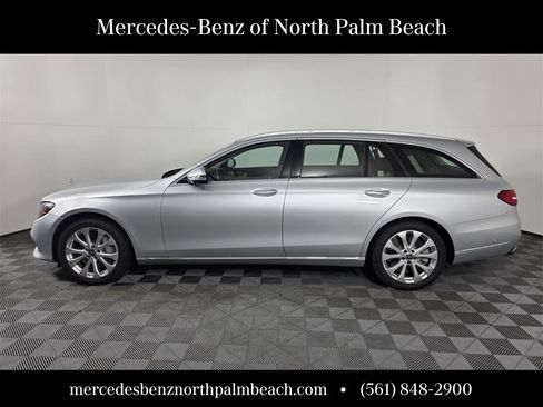 Used 2018 Mercedes-Benz E 400 4MATIC Wagon image 3