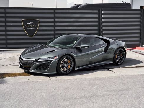 Used 2017 Acura NSX AWD/4WD image 5