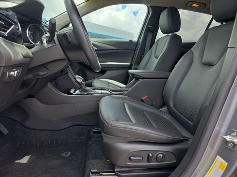 Used 2023 Buick Encore GX Essence w/ Experience Buick Package AWD/4WD image 10
