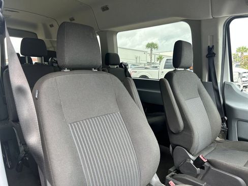 Used 2017 Ford Transit 350 XLT RWD image 13