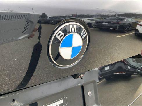 Used 2021 BMW X5 xDrive40i w/ Premium Package image 32