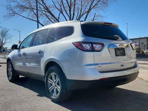 Used 2016 Chevrolet Traverse LT image 8
