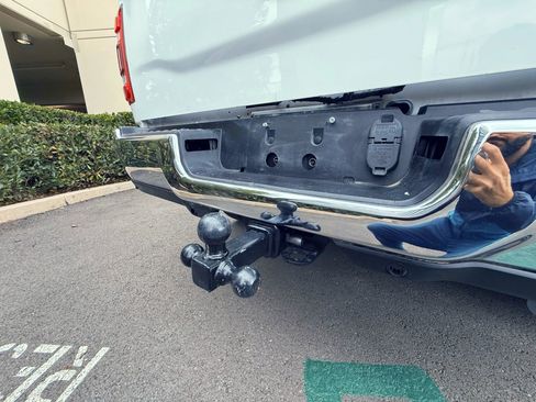 Used 2020 RAM 3500 Tradesman w/ Chrome Appearance Group image 11