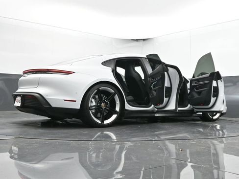 Used 2020 Porsche Taycan 4S image 76