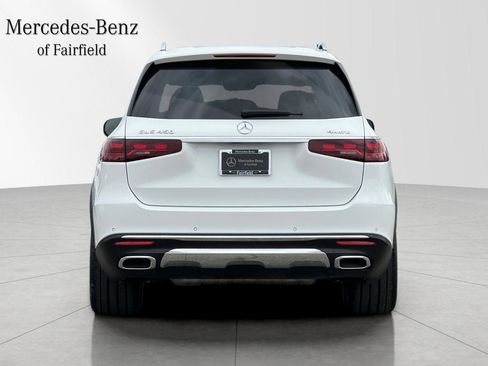 Used 2025 Mercedes-Benz GLS 450 4MATIC image 7