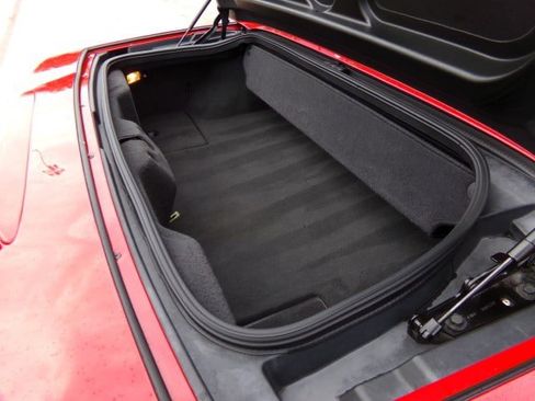Used 2006 Chevrolet Corvette Convertible w/ Preferred Equipment Group RWD image 11