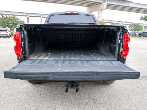 Used 2018 Toyota Tundra Platinum AWD/4WD image 13