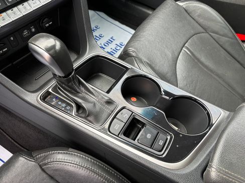 Used 2019 Hyundai Sonata Limited w/ Ultimate Package 04 image 29