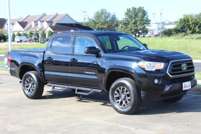 Used 2020 Toyota Tacoma SR5 AWD/4WD image 7