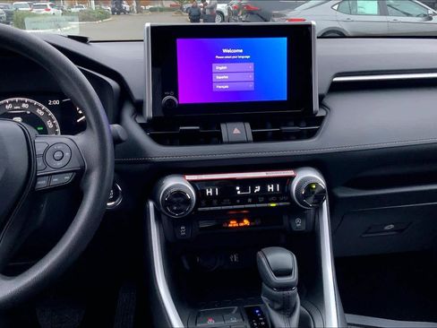 New 2025 Toyota RAV4 XLE image 6