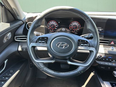 Certified 2023 Hyundai Elantra SEL w/ Convenience Package FWD image 25