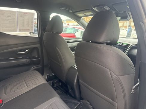 Used 2022 Hyundai Santa Cruz SE image 13