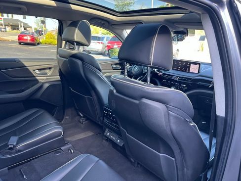 Used 2022 Acura MDX SH-AWD w/ Advance Package image 45