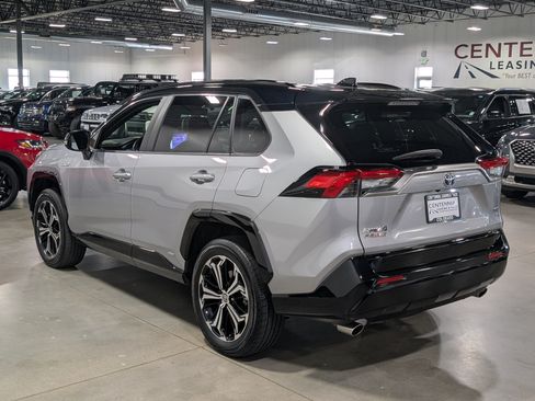 Used 2024 Toyota RAV4 XSE w/ Weather Package AWD/4WD image 5
