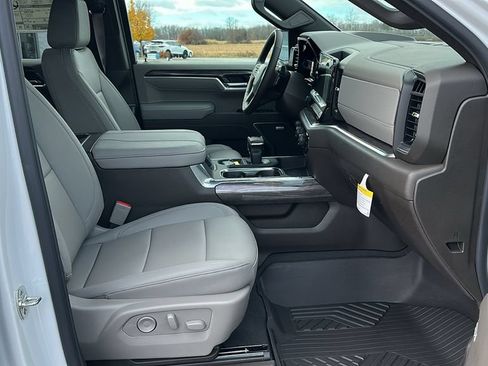 New 2026 Chevrolet Silverado 1500 LTZ AWD/4WD image 32