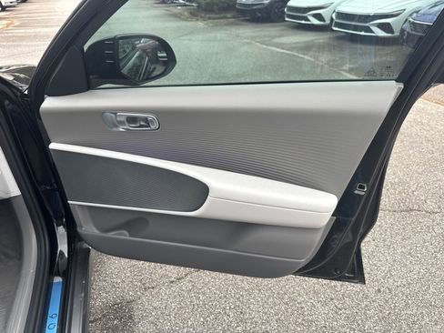 New 2025 Hyundai Ioniq 6 SEL image 14