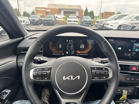 Certified 2025 Kia K5 GT-Line w/ GT-Line Premium Package AWD/4WD image 23