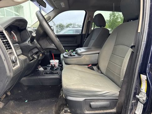 Used 2015 RAM 2500 Tradesman w/ Chrome Appearance Group AWD/4WD image 11