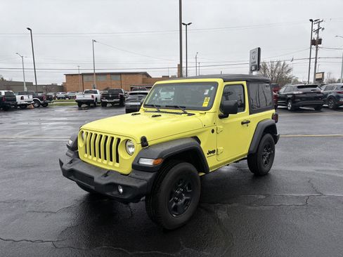 Used 2023 Jeep Wrangler Sport image 13