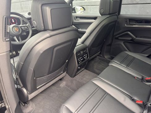Certified 2026 Porsche Cayenne S image 21