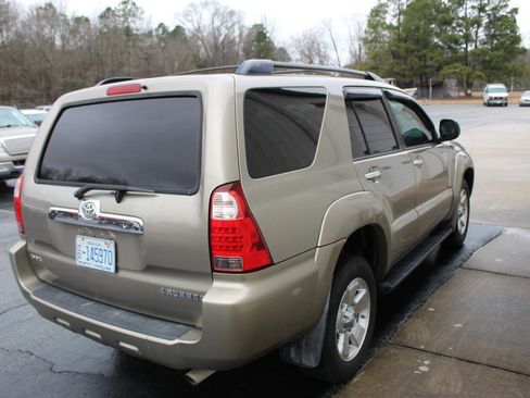 Used 2008 Toyota 4Runner SR5 w/ SR5 Extra Value Pkg 1 image 3