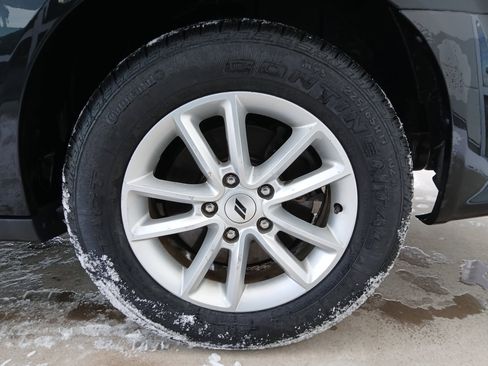 Used 2020 Dodge Grand Caravan SXT image 13