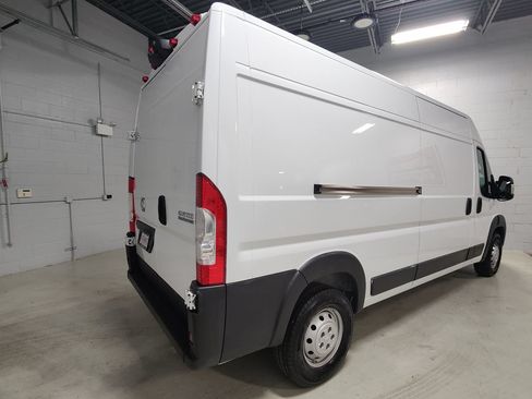 Used 2023 RAM ProMaster 2500 FWD image 5
