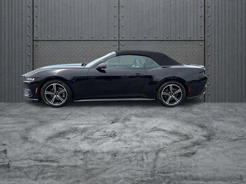Used 2024 Ford Mustang Premium RWD image 4