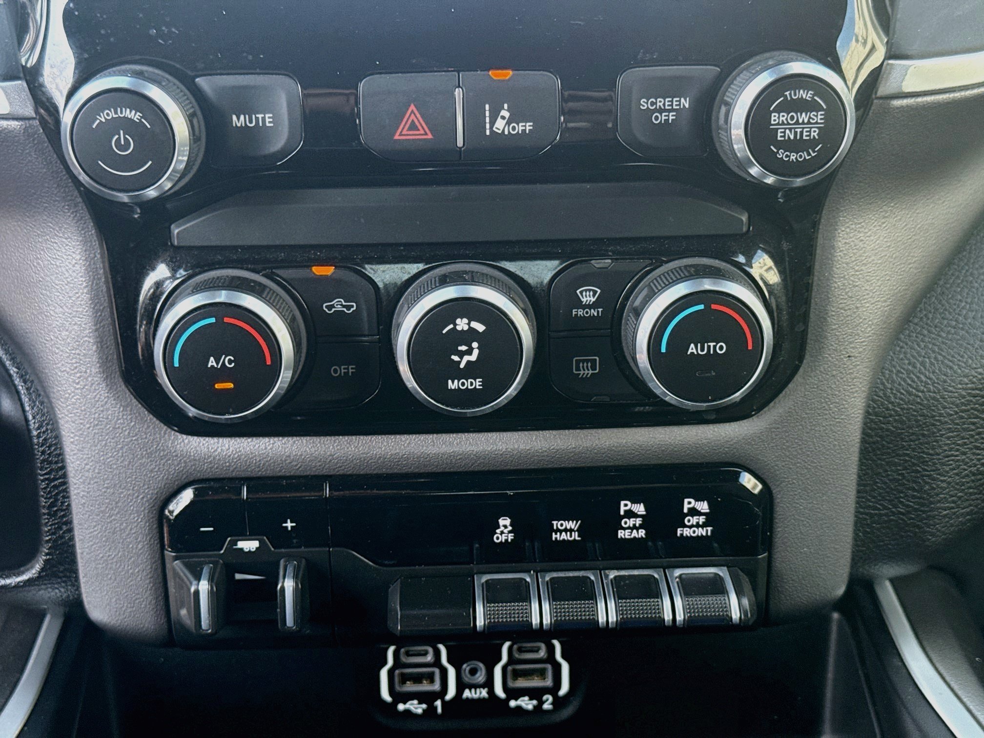 Used 2022 RAM 1500 Big Horn RWD image 14