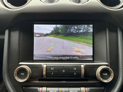 Used 2021 Ford Mustang Shelby GT500 w/ Technology Package RWD image 18