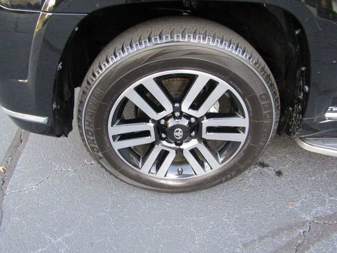 Used 2016 Toyota 4Runner Limited image 10