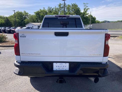 Used 2023 Chevrolet Silverado 2500 Custom w/ Custom Value Package AWD/4WD image 5