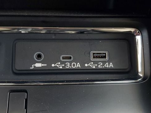 Used 2023 Subaru Ascent Limited AWD/4WD image 30